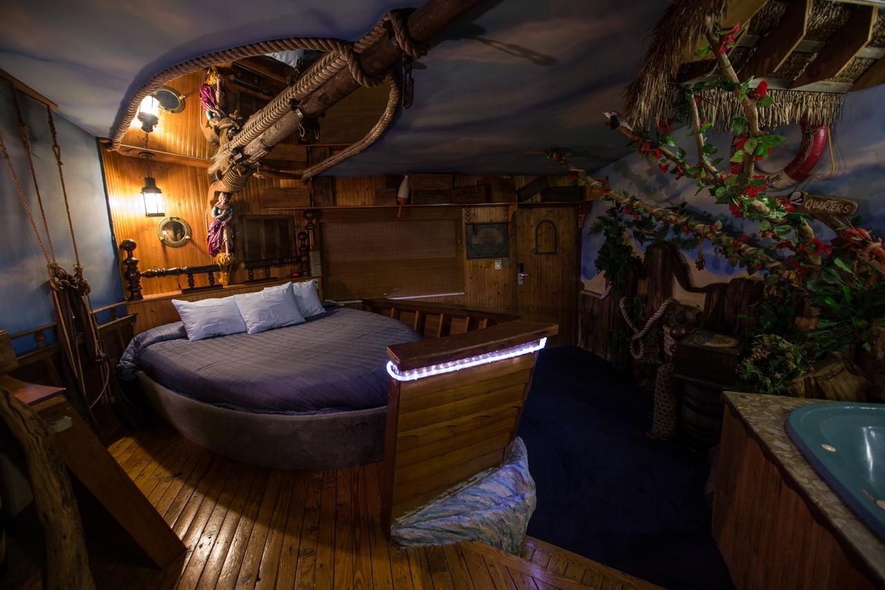 Feather Nest Inn (Adults Only) Cherry Hills Village Buitenkant foto
